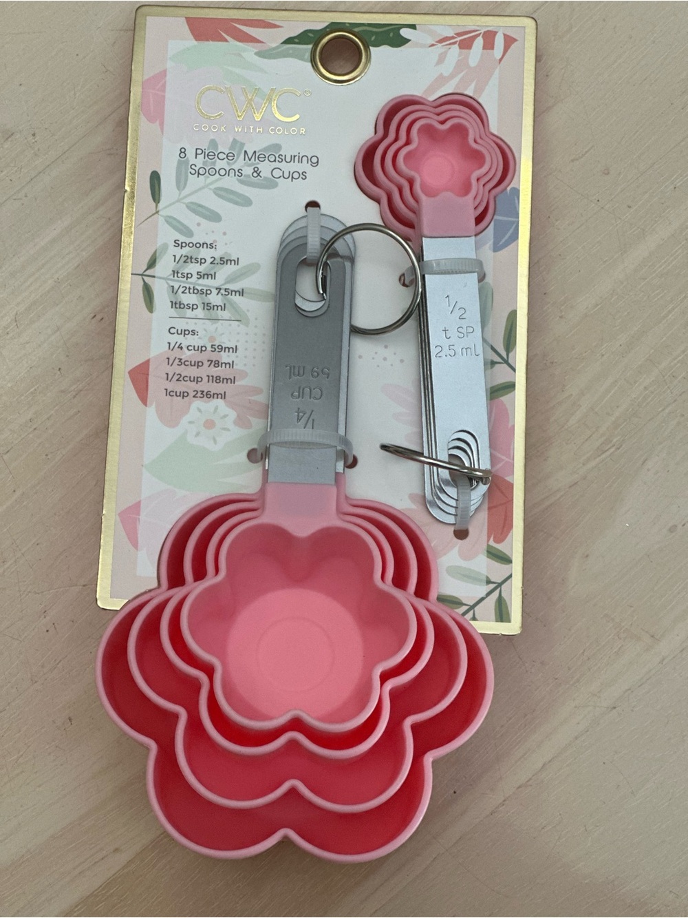 NWT Cook With Color 8-Piece Flower Measuring Cups & Spoons
